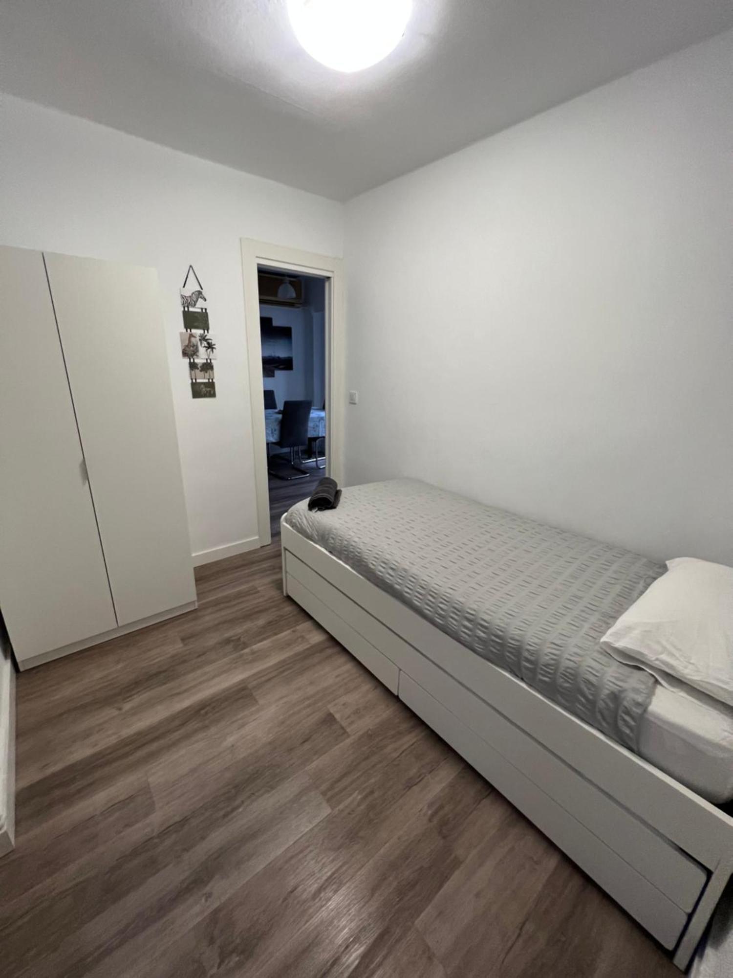 Apartamento En Zaragoza Junto A La Estacion Delicias Apartment Exterior photo